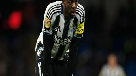 “2025欧预赛首轮比利时3-0瑞典，卢卡库48分钟帽子戏法！比利时豪取开门红！”