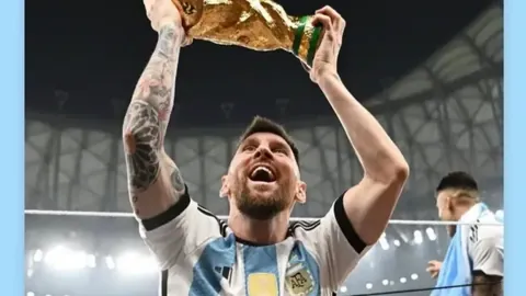 Vlog展示：踢毽子人人皆可，踢毽球你会吗？新华网客户端